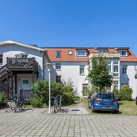 Haus Kuehlung 01 Apartment