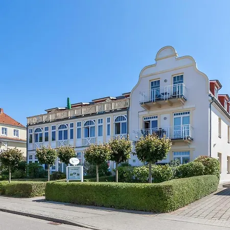 Haus Kuehlung 01 아파트 *